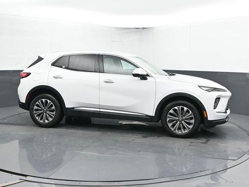 Used 2024 Buick Envision Preferred AWD/4WD image 4