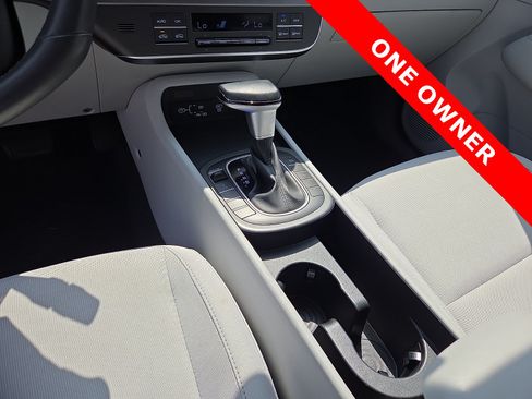Used 2025 Hyundai Kona SEL AWD/4WD image 25