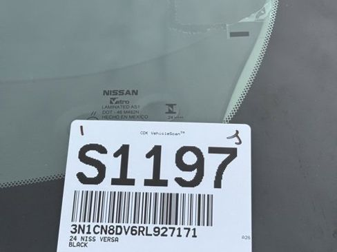 Used 2024 Nissan Versa S w/ S Plus Package image 31