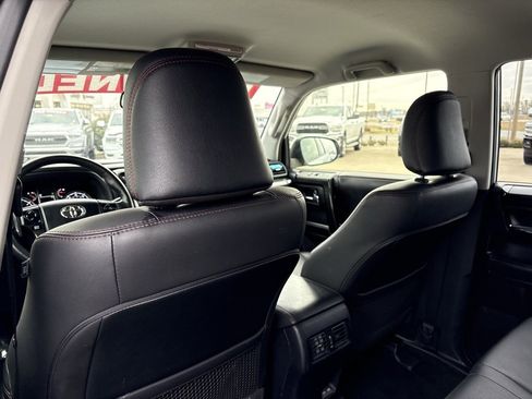 Used 2024 Toyota 4Runner TRD Off-Road Premium image 25