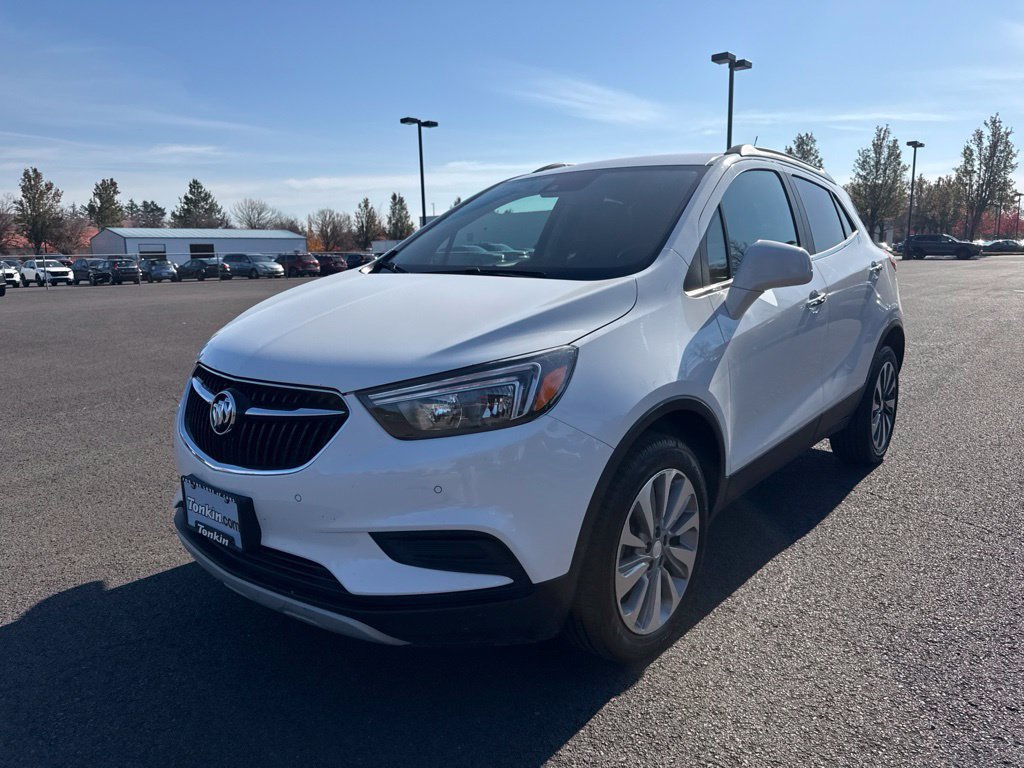 Used 2022 Buick Encore Preferred w/ Safety Package II AWD/4WD image 3
