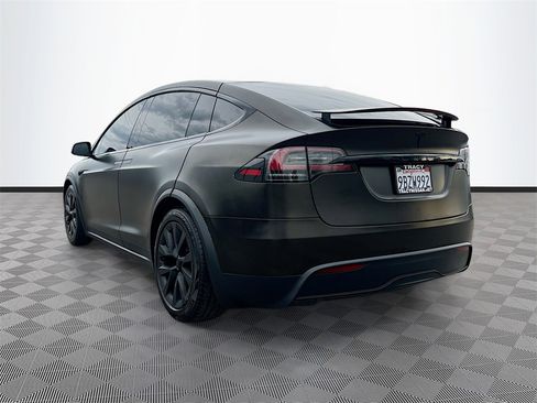 Used 2022 Tesla Model X image 5