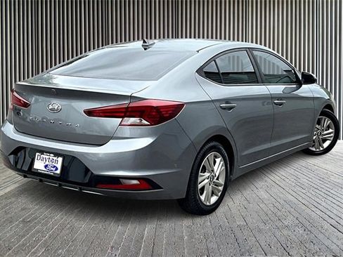 Used 2019 Hyundai Elantra SEL image 2