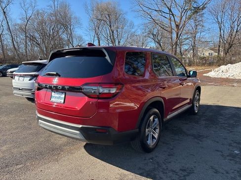 Used 2023 Honda Pilot EX-L image 6