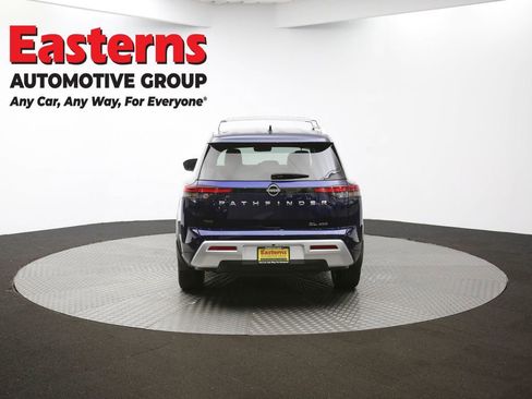 Used 2024 Nissan Pathfinder SL image 37