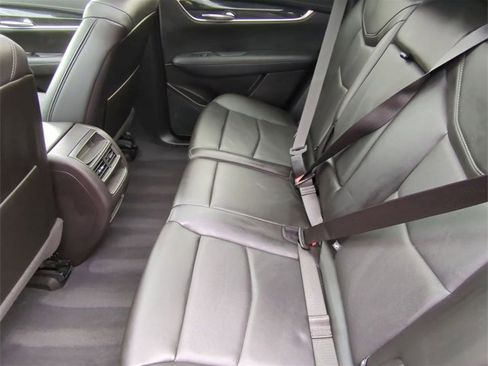 Certified 2022 Cadillac XT5 Premium Luxury w/ Technology Package image 25