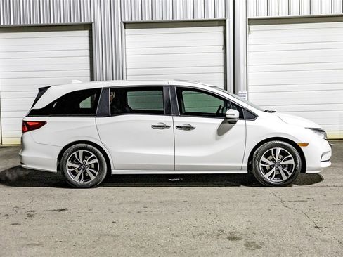 Used 2022 Honda Odyssey Touring image 4