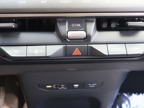 Used 2026 Kia EV9 Light RWD image 28