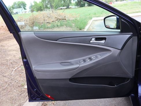 Used 2013 Hyundai Sonata GLS FWD image 23
