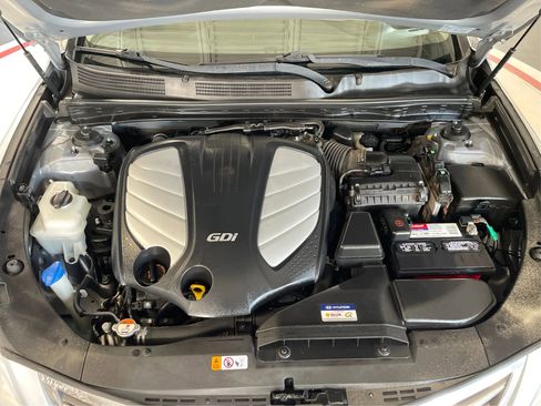 Used 2016 Hyundai Azera image 11