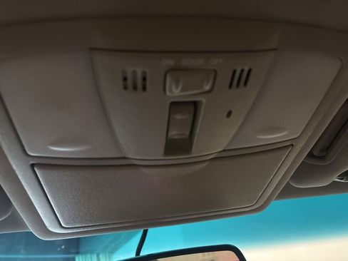 Used 2013 INFINITI G37 Journey w/ Premium Pkg image 24