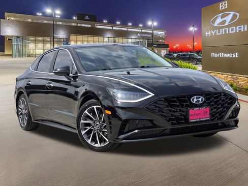 Used 2023 Hyundai Sonata Limited FWD image 3