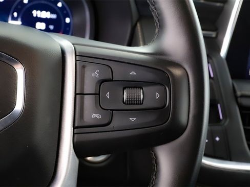 Used 2023 GMC Yukon SLT image 60