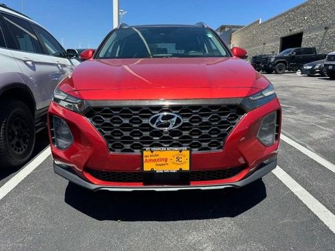 Used 2019 Hyundai Santa Fe AWD image 2