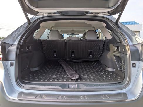 Used 2025 Subaru Outback Limited w/ Popular Package #2 AWD/4WD image 7