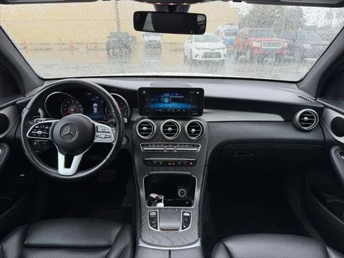 Used 2020 Mercedes-Benz GLC 300 GLC 300 w/ Premium Package image 17