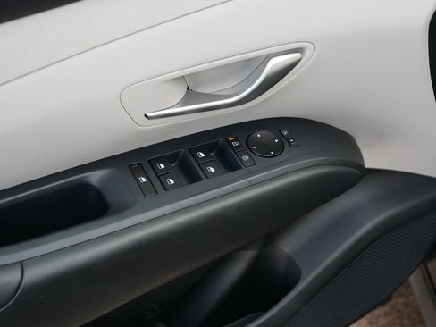 Certified 2025 Hyundai Tucson SEL image 19