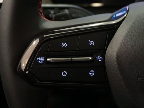 New 2026 Chevrolet Traverse RS w/ LPO, Floor Liner Package image 21