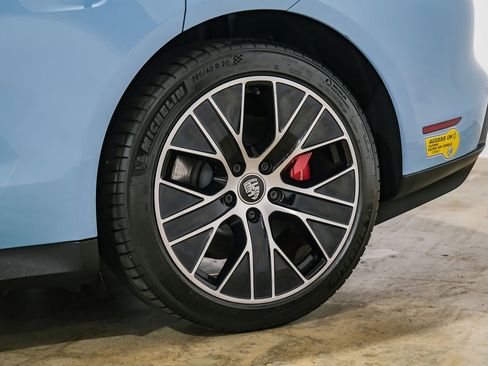 Used 2022 Porsche Taycan 4S image 59