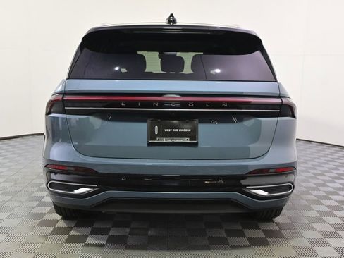 New 2026 Lincoln Nautilus Reserve image 5