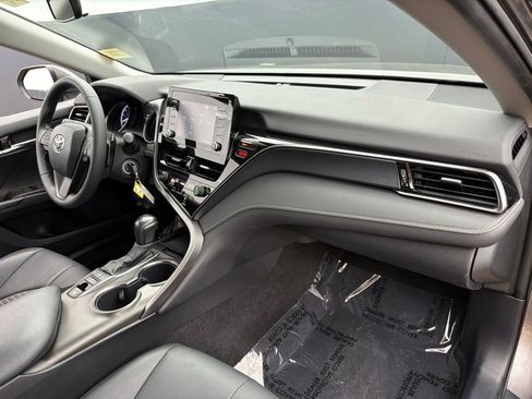Used 2022 Toyota Camry SE AWD/4WD image 24