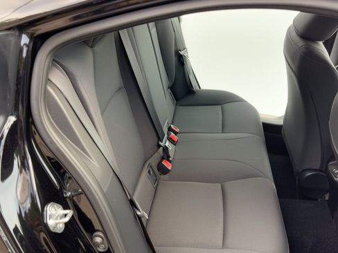 Used 2025 Toyota Corolla LE FWD image 29