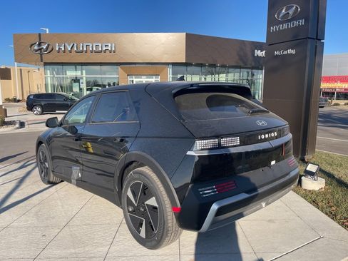 New 2026 Hyundai Ioniq 5 SEL image 3