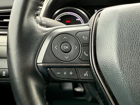 Used 2022 Toyota Camry SE image 20