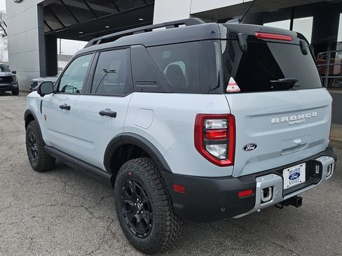 New 2026 Ford Bronco Sport Badlands w/ Sasquatch Badlands Package AWD/4WD image 3