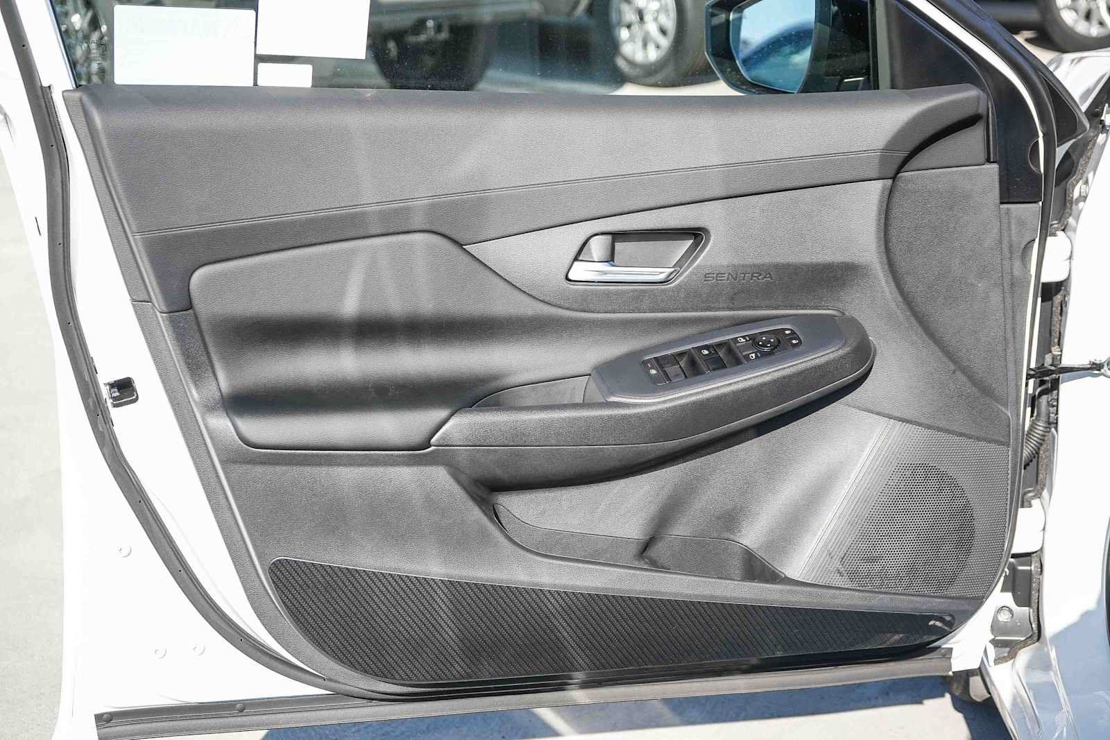 New 2027 Nissan Sentra SV w/ Floor Mat Package FWD image 23
