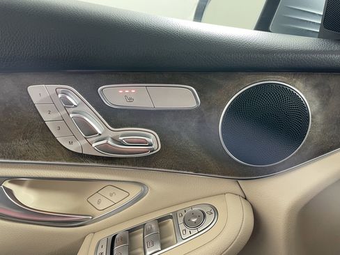 Used 2018 Mercedes-Benz GLC 300 image 21