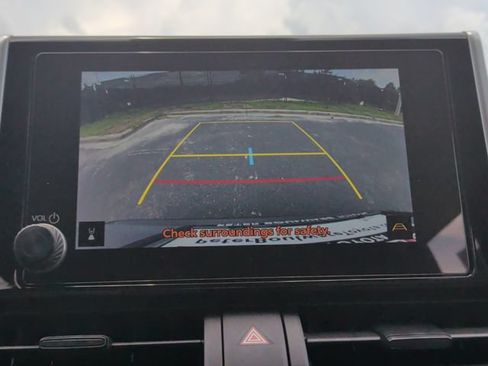 Used 2025 Toyota RAV4 XLE w/ Convenience Package FWD image 25