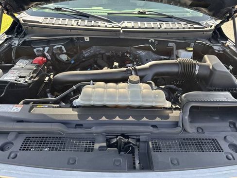 Used 2023 Ford Expedition Platinum AWD/4WD image 27
