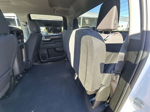 Used 2025 Chevrolet Silverado 1500 LT image 26