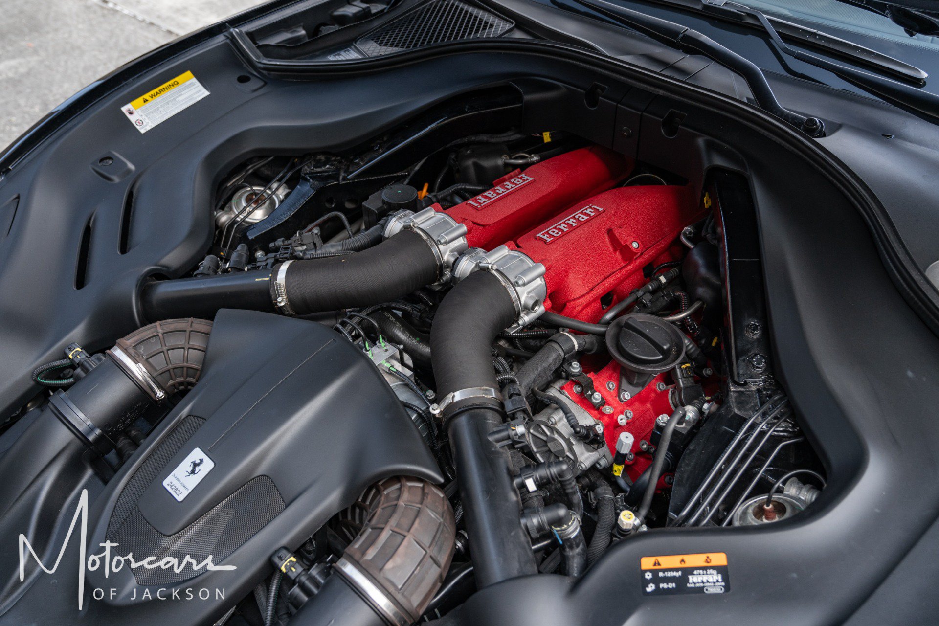 Used 2019 Ferrari Portofino RWD image 34