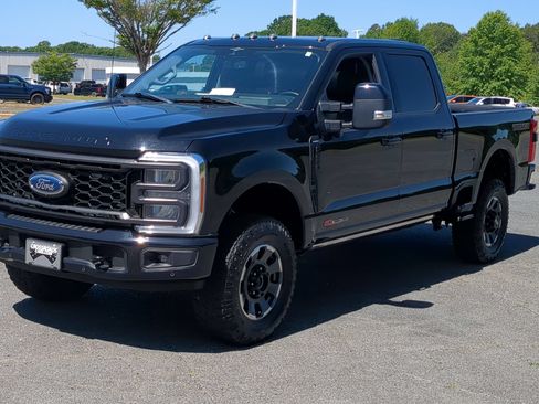 Certified 2023 Ford F250 Lariat w/ Lariat Ultimate Package AWD/4WD image 8