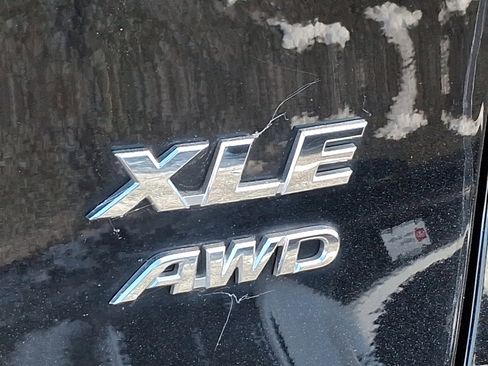 Certified 2021 Toyota RAV4 XLE image 31