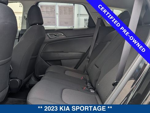 Used 2023 Kia Sportage LX FWD image 15