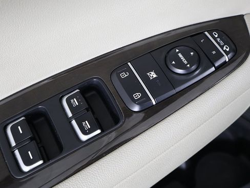 Used 2018 Kia Optima EX w/ Premium Package image 38