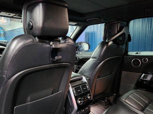 Used 2021 Land Rover Range Rover Sport HST image 24