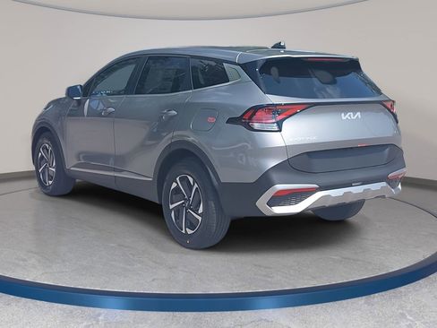 New 2025 Kia Sportage LX image 7