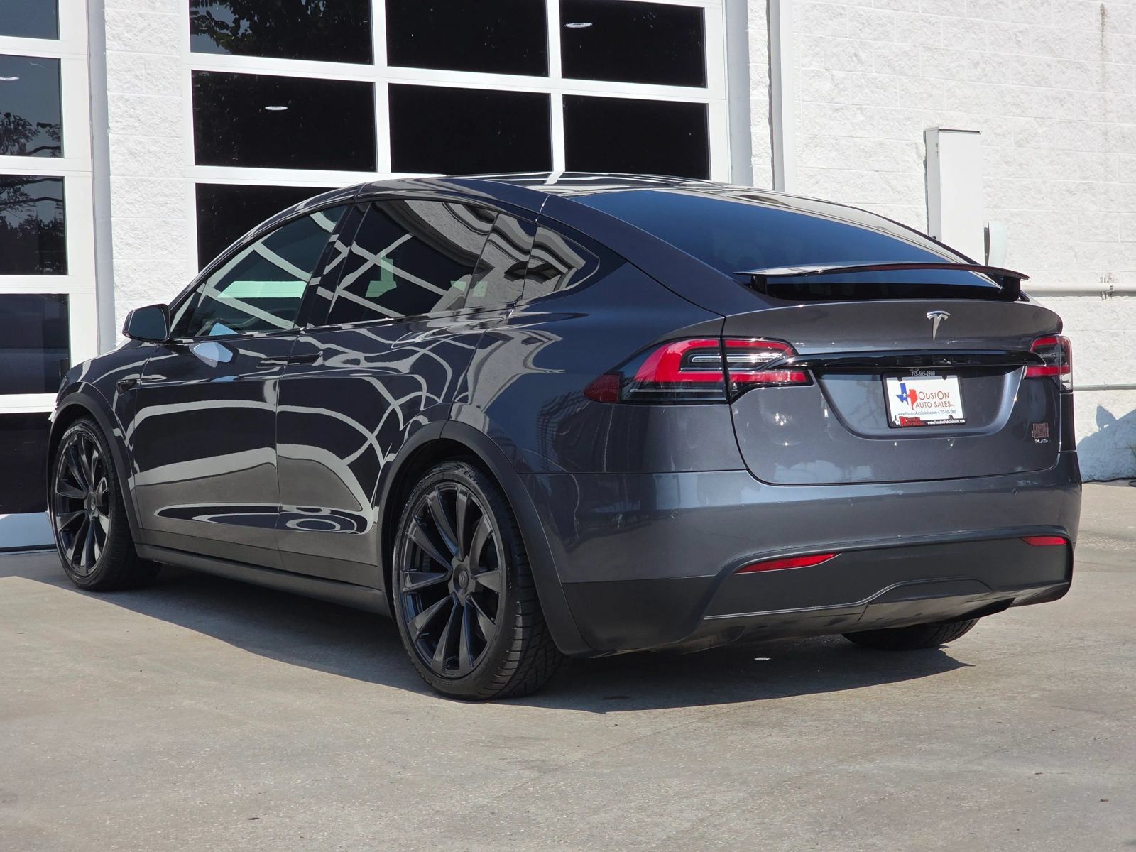 Used 2022 Tesla Model X Plaid AWD/4WD image 7
