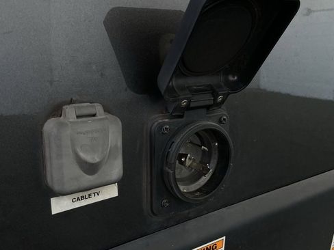 Used 2021 RAM ProMaster 3500 w/ Convenience Group image 15