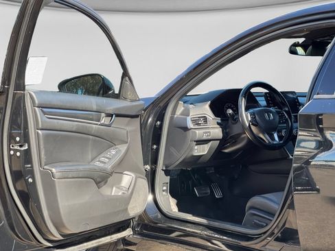 Used 2020 Honda Accord Sport image 7