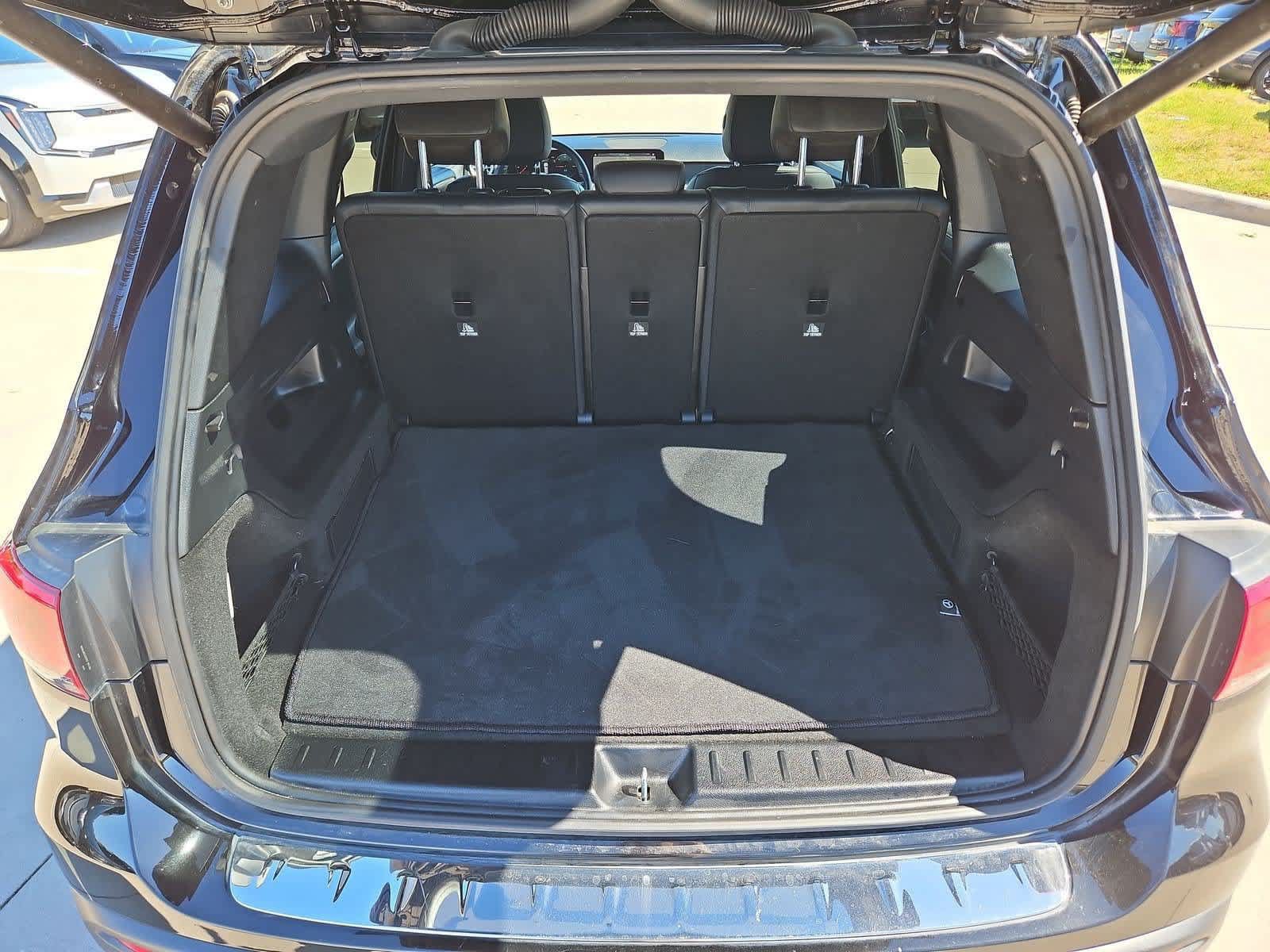 Used 2022 Mercedes-Benz EQB 300 4MATIC image 35
