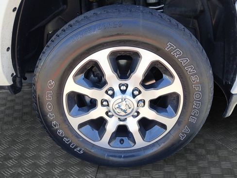 Used 2023 RAM 2500 Limited AWD/4WD image 23