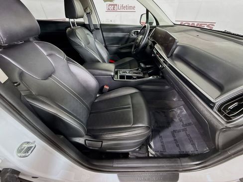Used 2024 Kia Sorento S AWD/4WD image 32