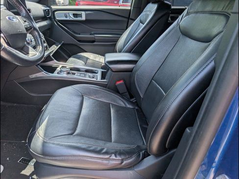 Used 2020 Ford Explorer Limited AWD/4WD image 4