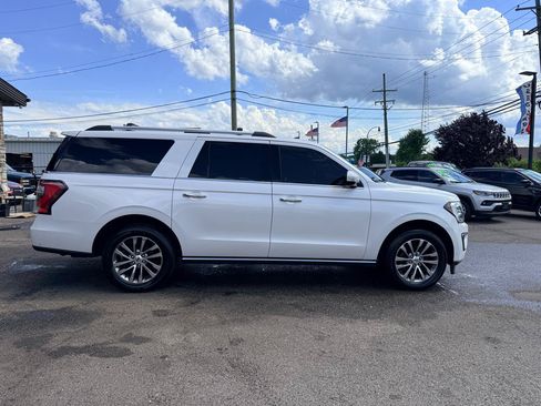 Used 2018 Ford Expedition Max Limited w/ Equipment Group 301A AWD/4WD image 14
