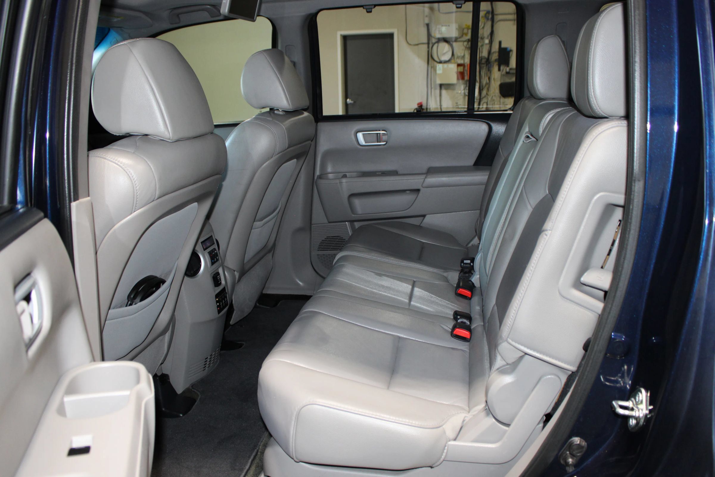 Used 2014 Honda Pilot Touring image 25